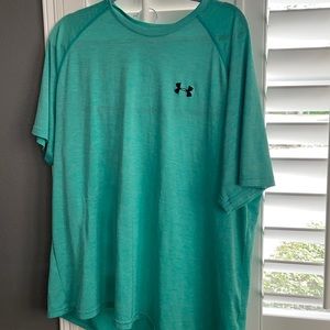 Green under Armour heat gear shirt